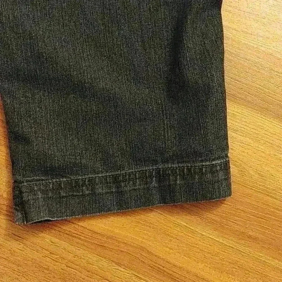 Jean Capris - Picture 6 of 7